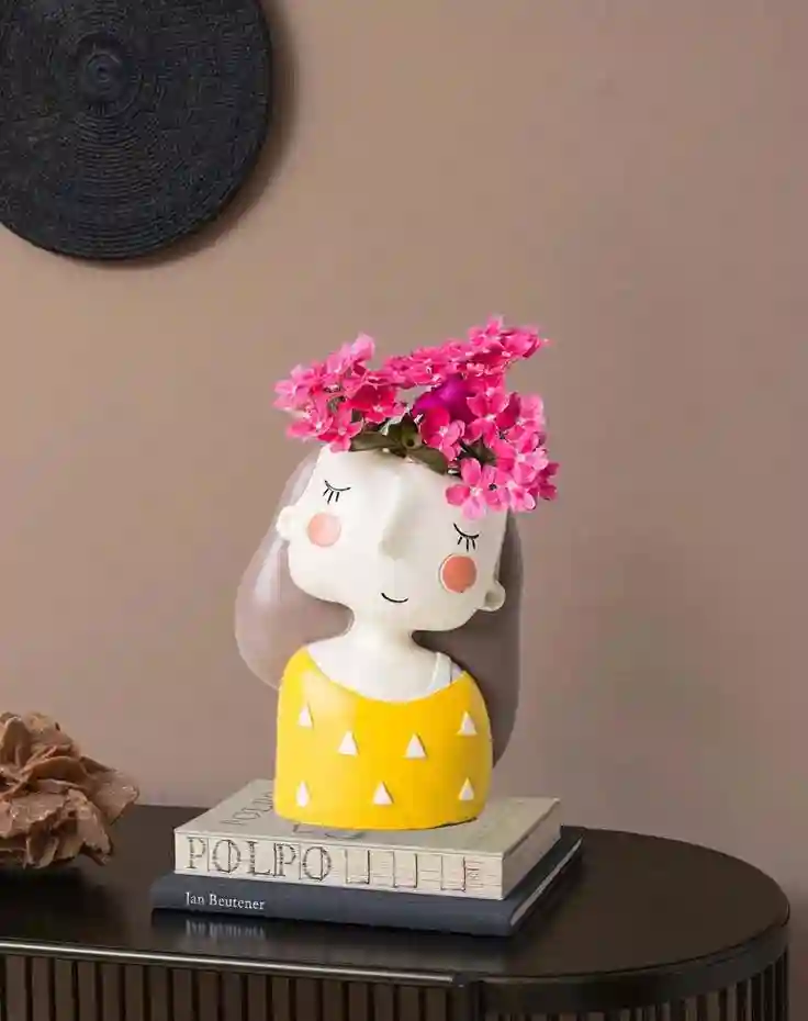 Resin flower pot