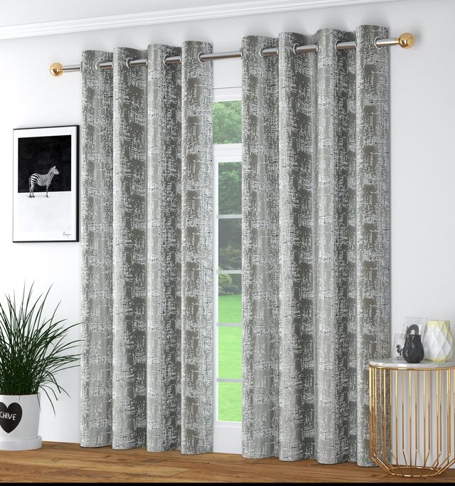 La Elite Room Darkening Polyester Window Curtains