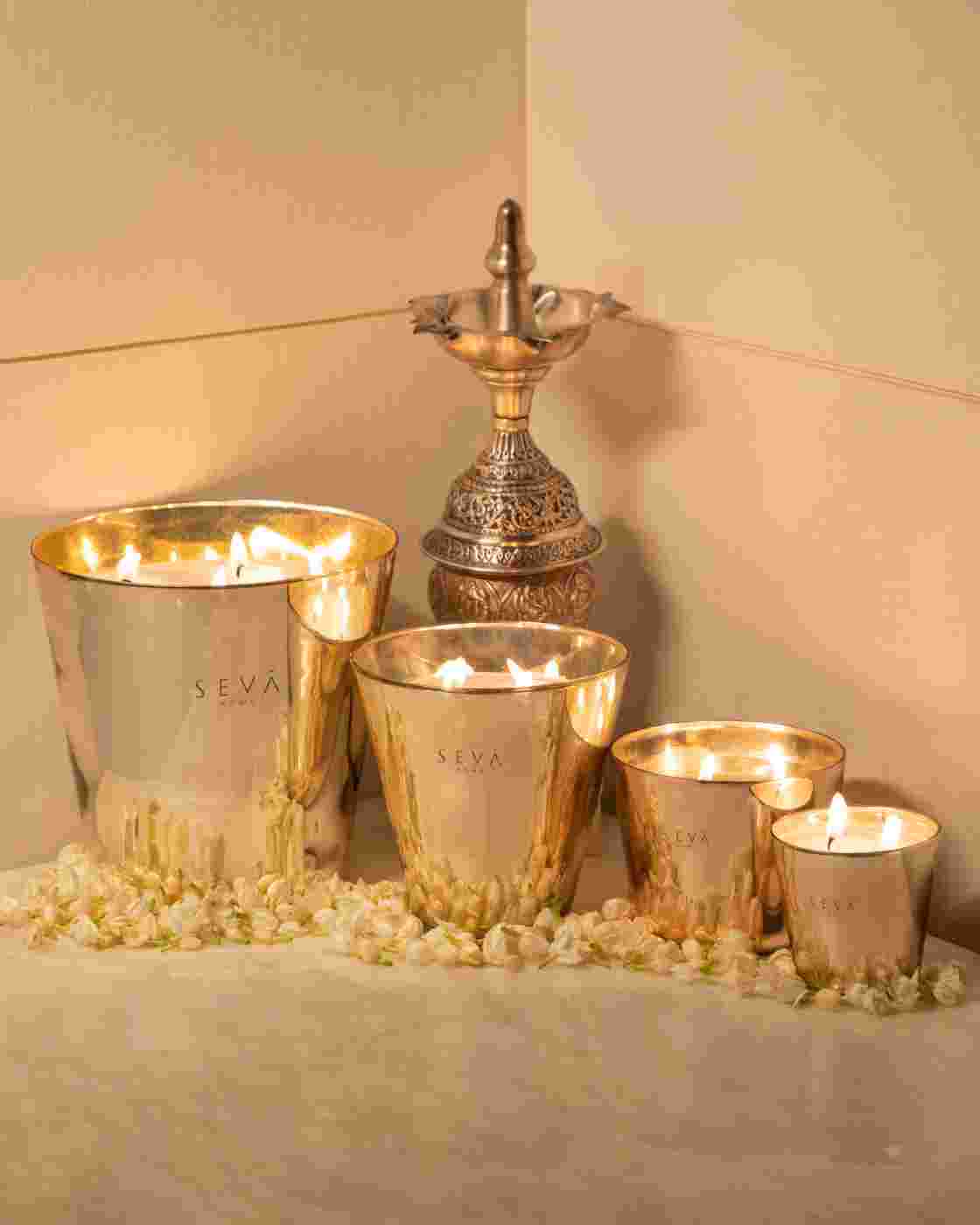 Avante Garde – Grande Gold Candle | Soleil Fragrance | 110-Hour Luxe Soy Wax Statement Candle