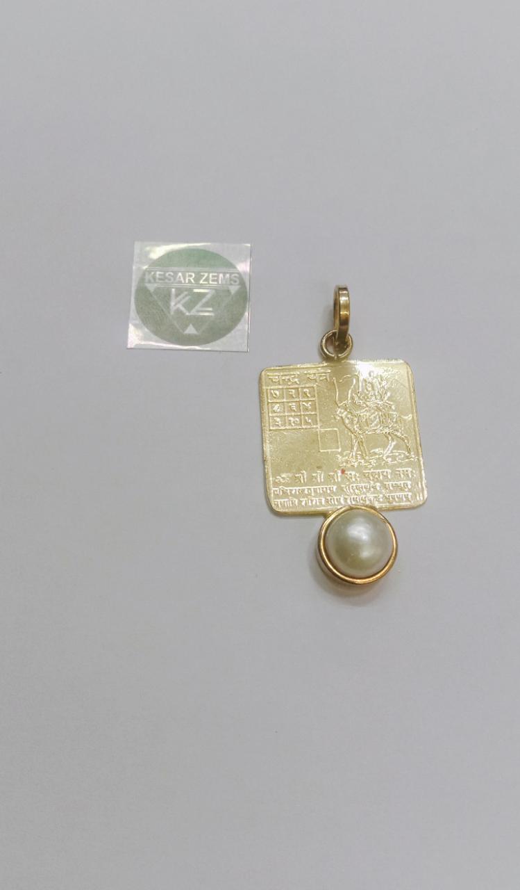 Shri Yantra Pendant-Chandra with White Color Stone For Unisex.