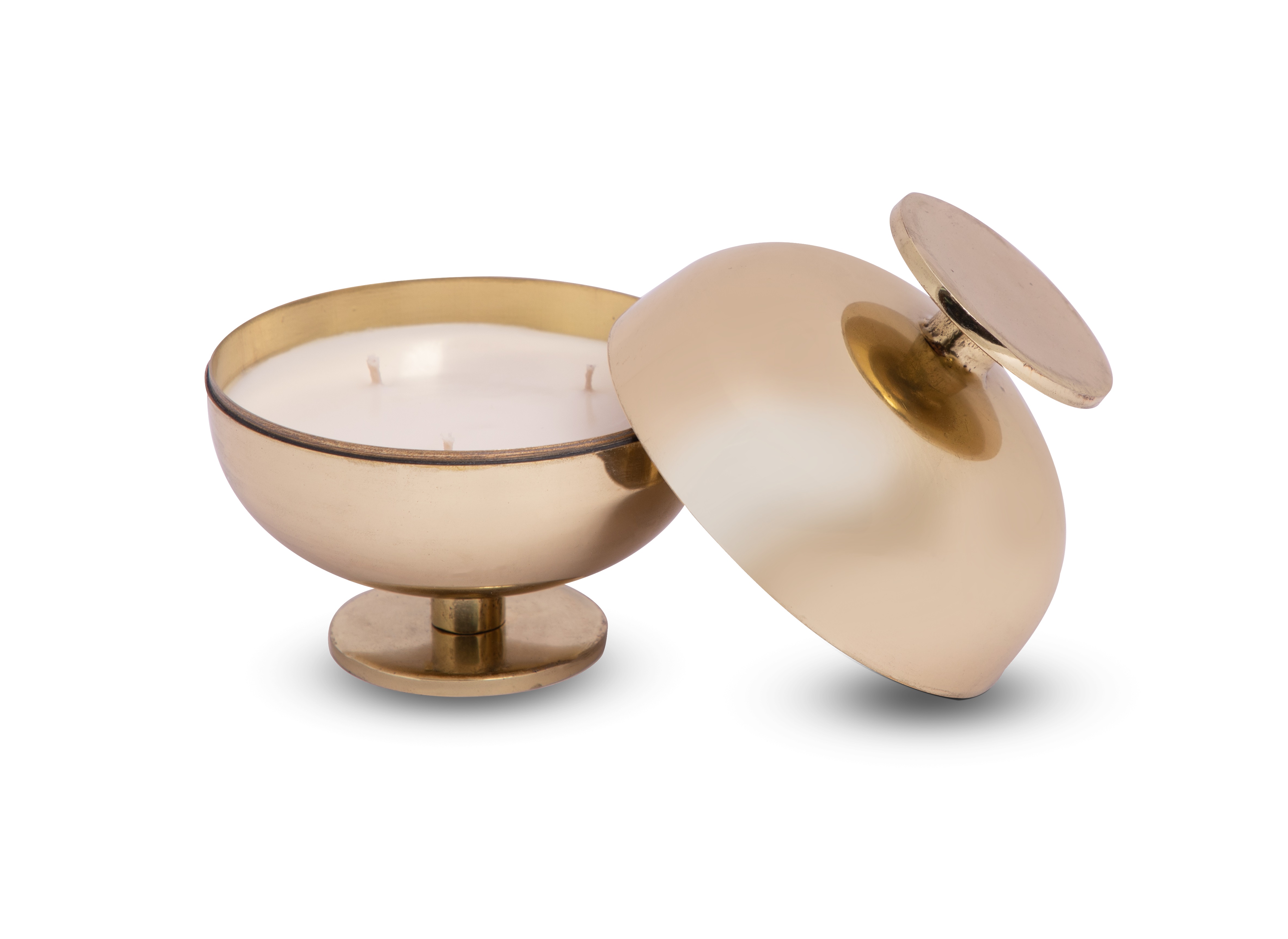Oasis Glow Candle – Sculpted Gold Elegance with Bloom Fragrance