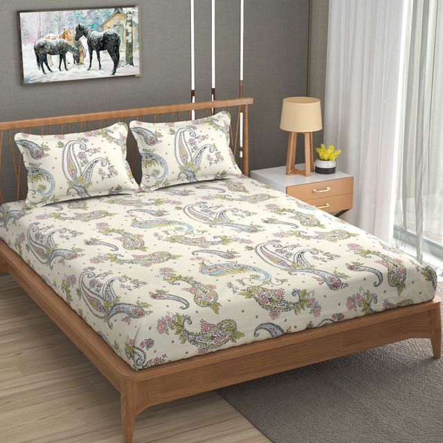 La elite Glace Cotton Fitted Bedsheet For Double Bed With 2 Pillow Covers