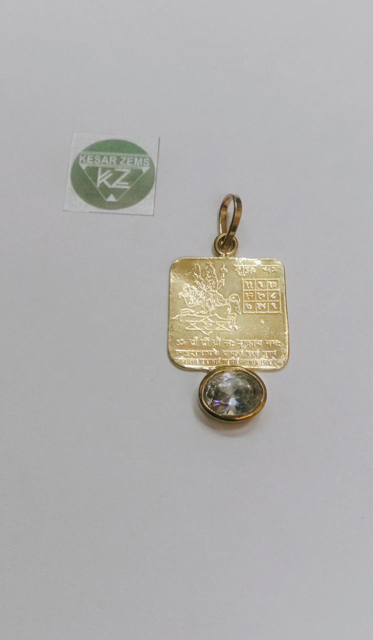 Shri Surya Yantra Pendant-Surya With Queen Colore Stone for Unisex.