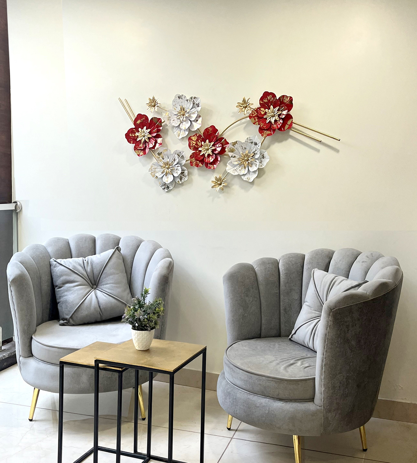 Metal Handcrafted Wall Sculpture wall Art multicolor for Home Decoration.