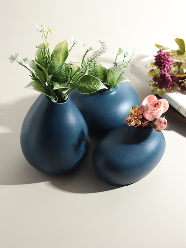 Varys Trio blue vase set of 3