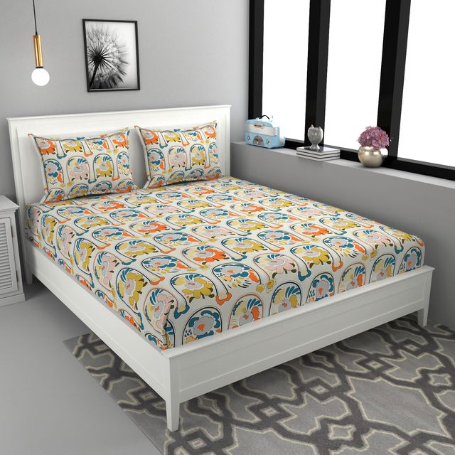 La elite Glace Cotton Fitted Bedsheet For Double Bed With 2 Pillow Covers