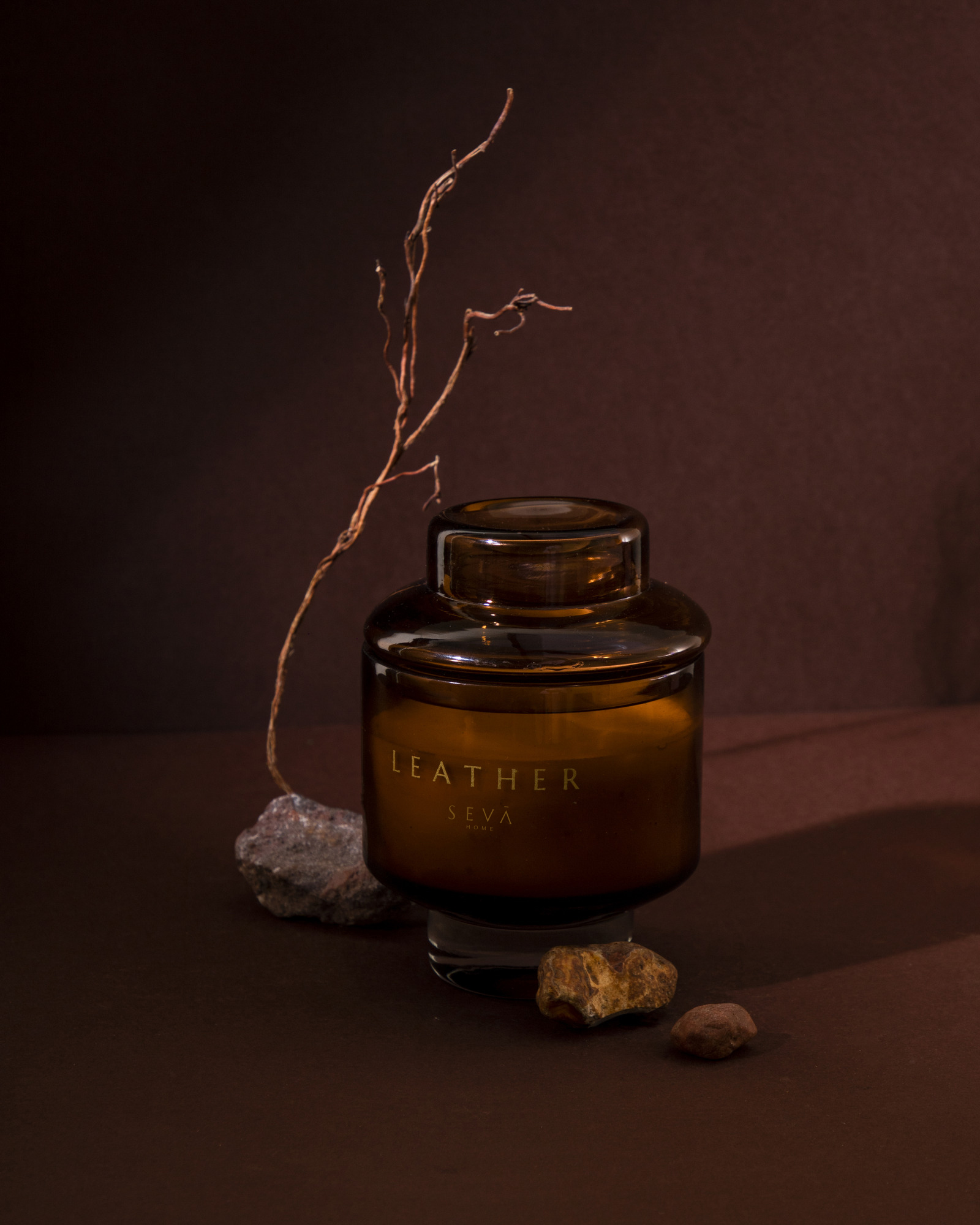 The Manhattan – Leather Scented Candle (Large)