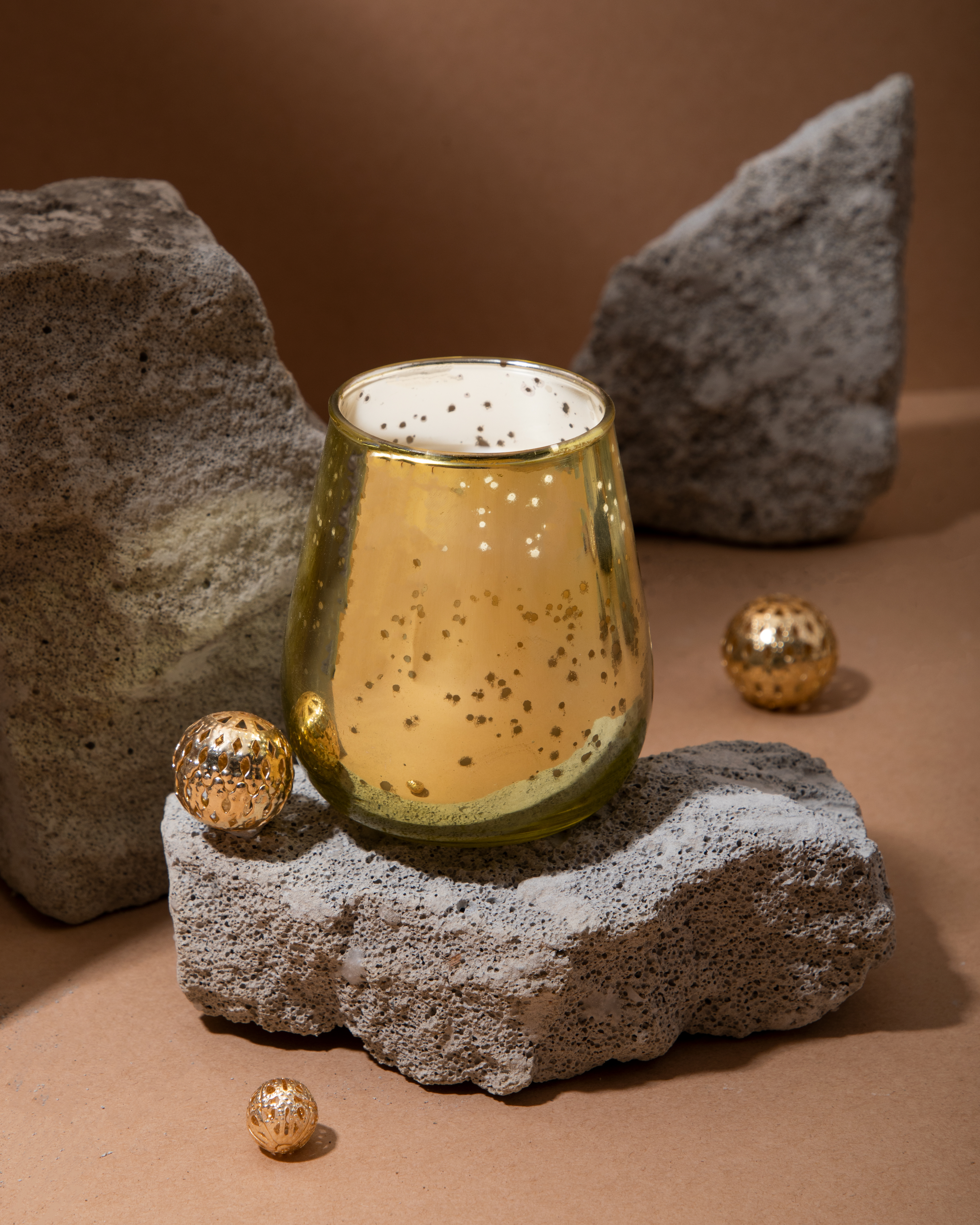 Royal Candle - Blanc (Gold) | Tropical Vanilla & Coconut Luxury Candle