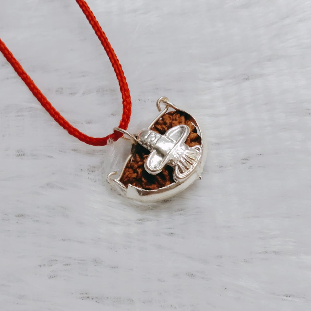 Pendant Of ONE FACE RUDRAKSHA BEAD With Silver Cap The Symbol of Lord