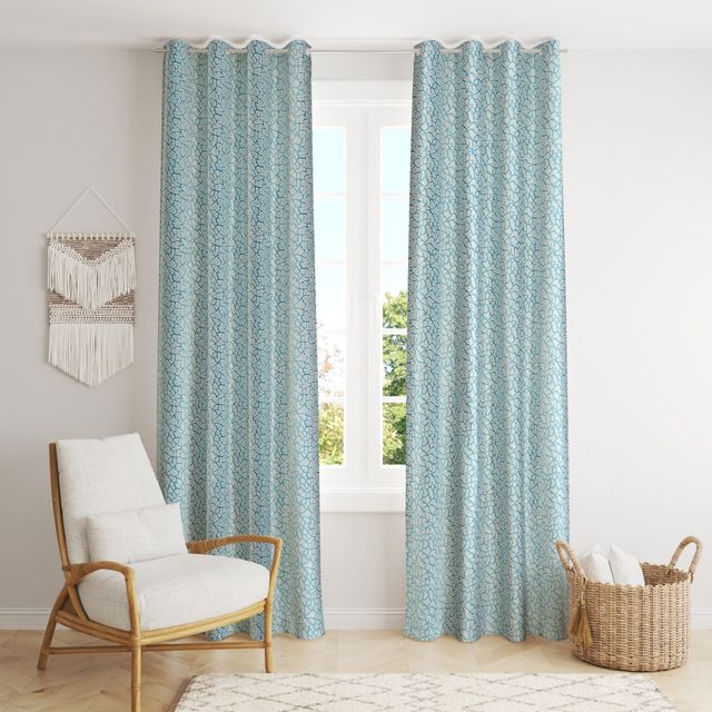 La Elite Room Darkening Polyester Window Curtains