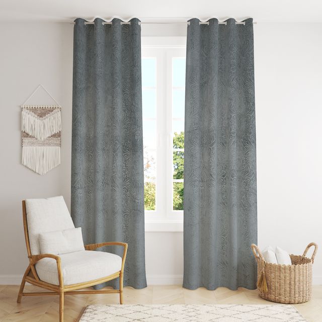 La Elite Room Darkening Polyester Window Curtains