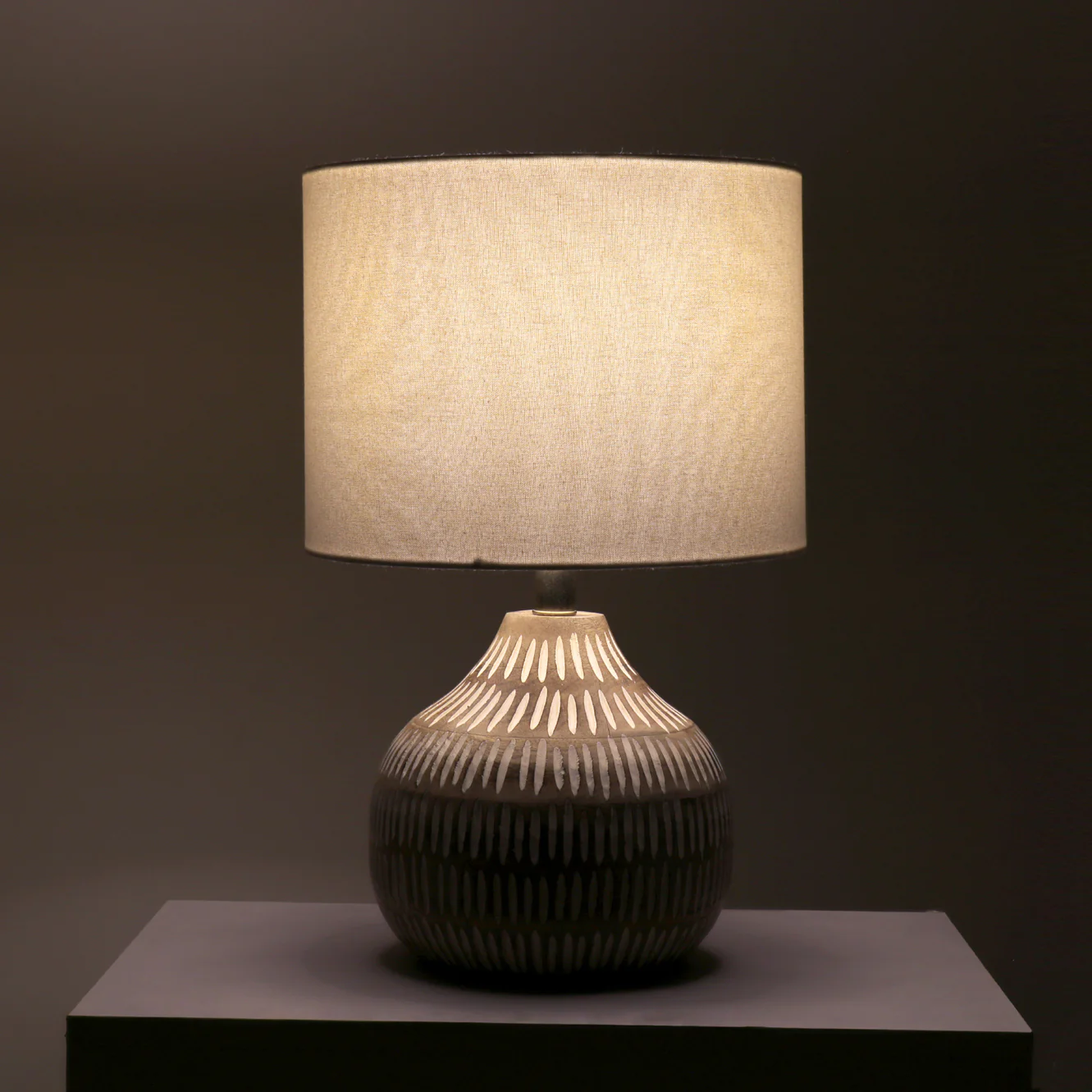 Naybu Round Table Lamp - Elegant Iron Base & Eclectic Design