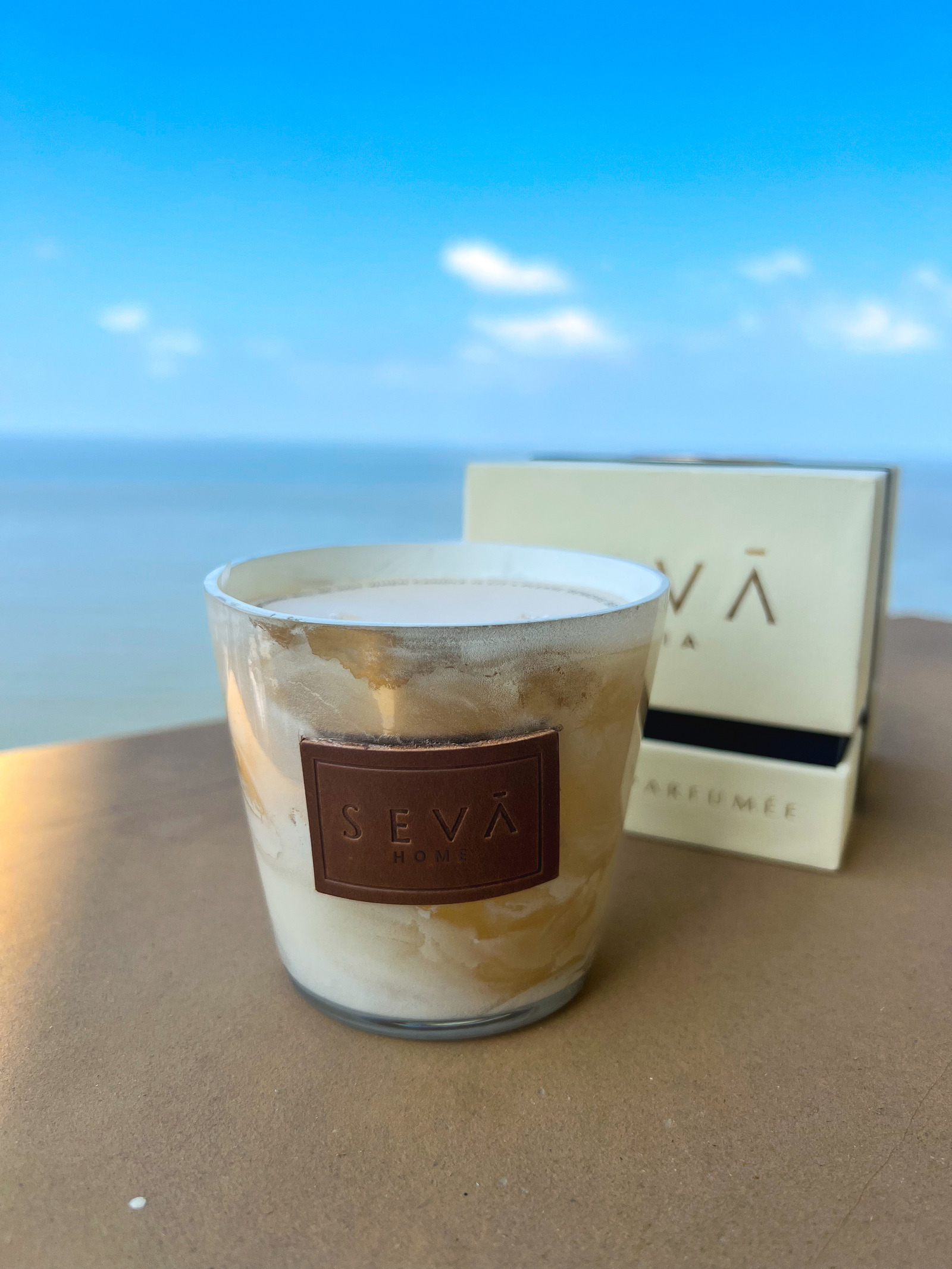 Avante Garde Blanc Candle – Classic Marble Glass Jar Edition